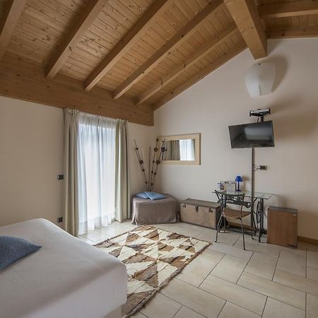Hotel Villa Colico Eksteriør billede