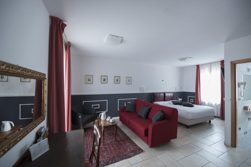 Hotel Villa Colico Eksteriør billede