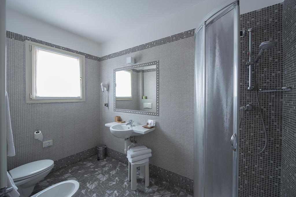 Hotel Villa Colico Eksteriør billede